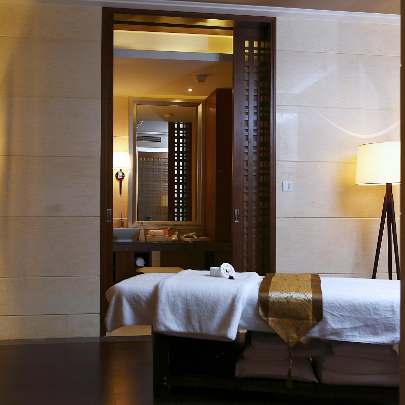 Youtube达人带你体验泰国抓龙筋